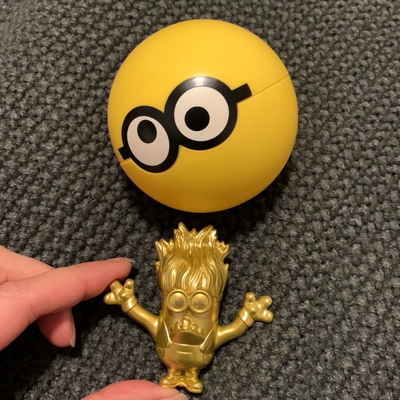 Gold Minion Mc Donald’s Happy Meal Toys - Picture 2 of 6